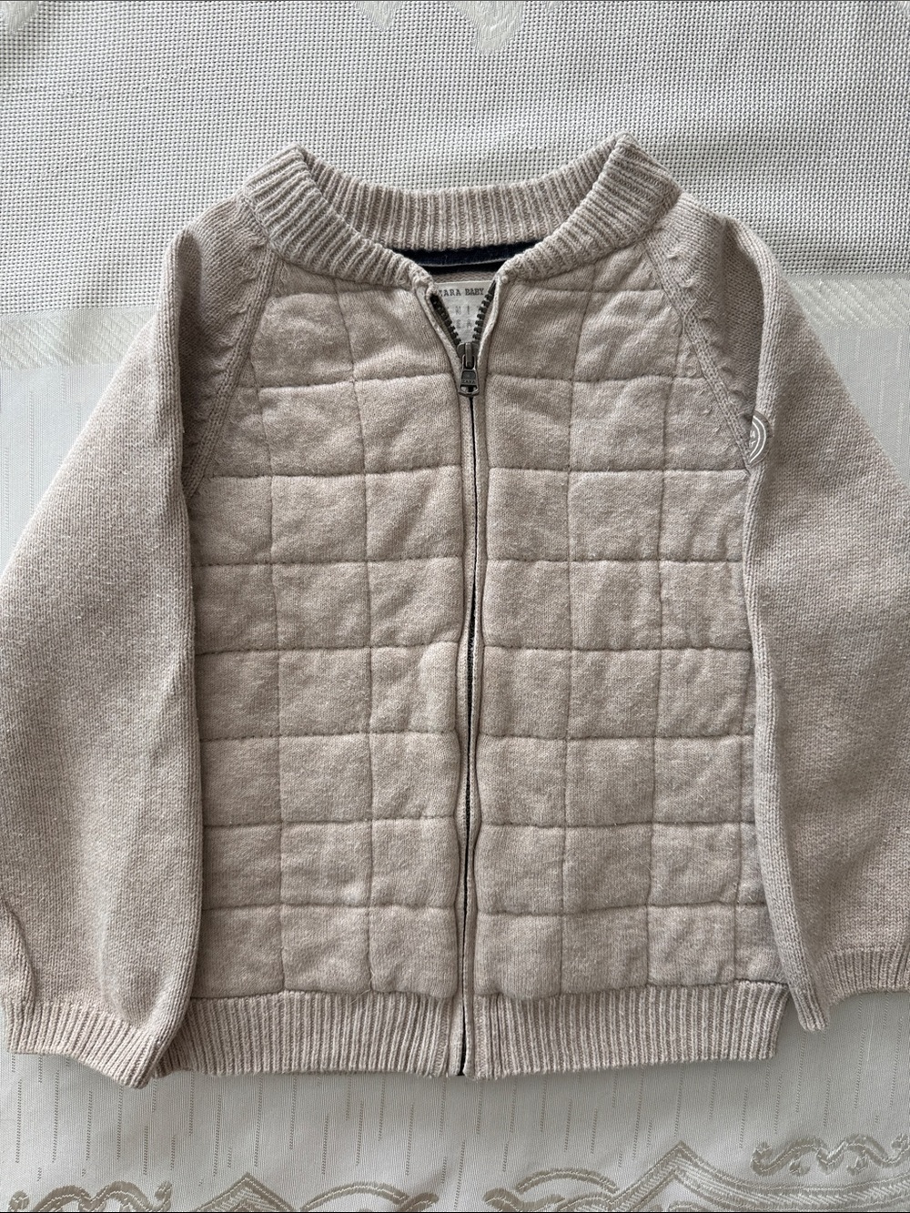 Zara Kids Boys 3-4 Quilted Zip Hoodie in Light Beige